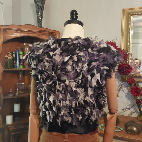 Vest - Picture 2 of 3